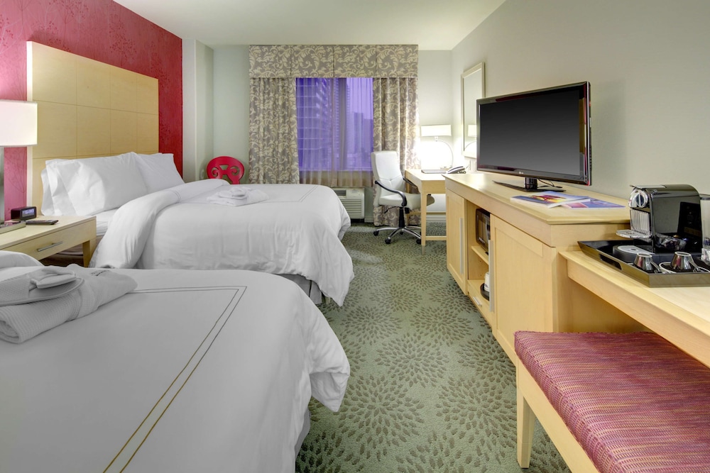 Hampton Inn Suites By Hilton Miami Brickell Downtown 25/65