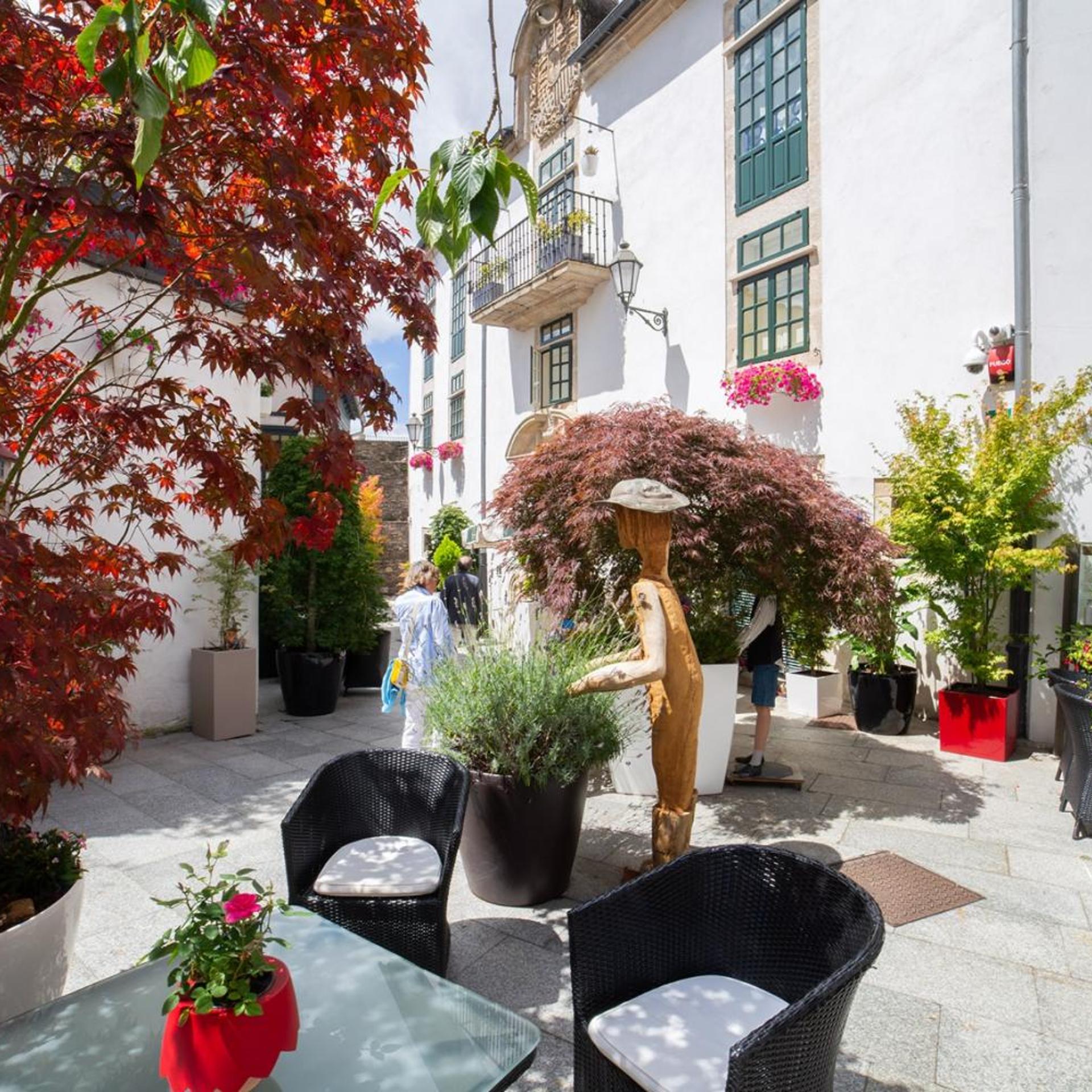 Hotel Monumento Pazo de Orbán e Sangro 33/50
