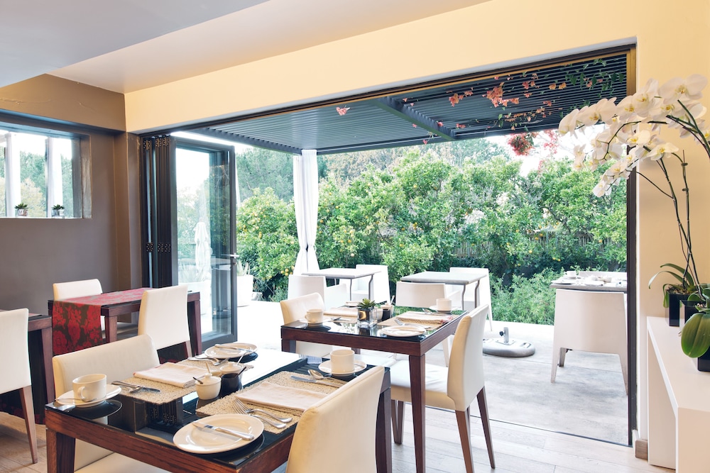 Kensington Place 33/50