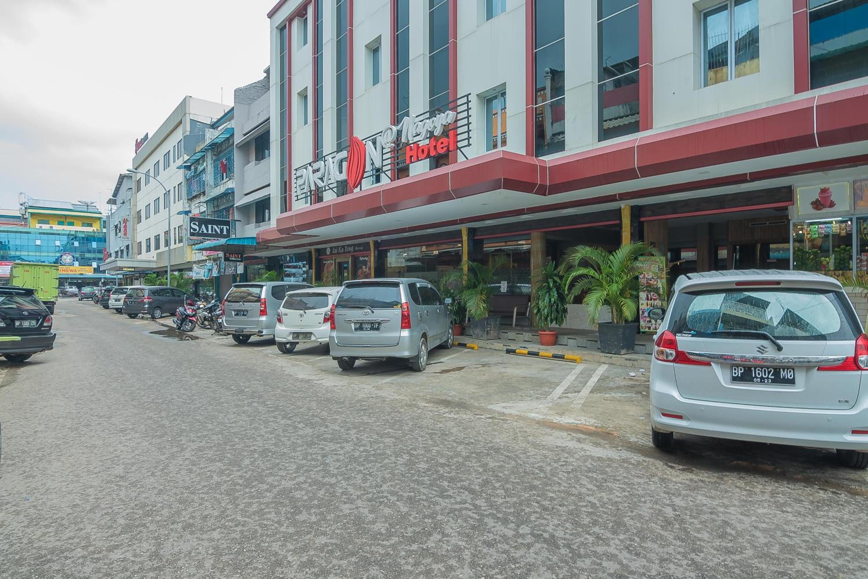 Paragon Nagoya Hotel Batam 52/58