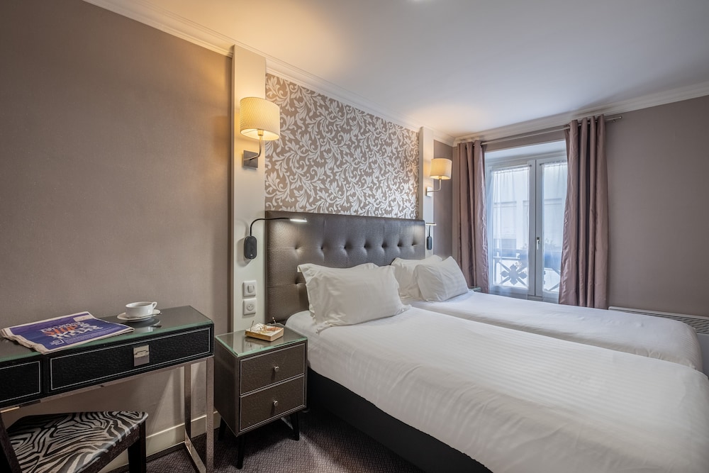 Marena Hotel 10/75