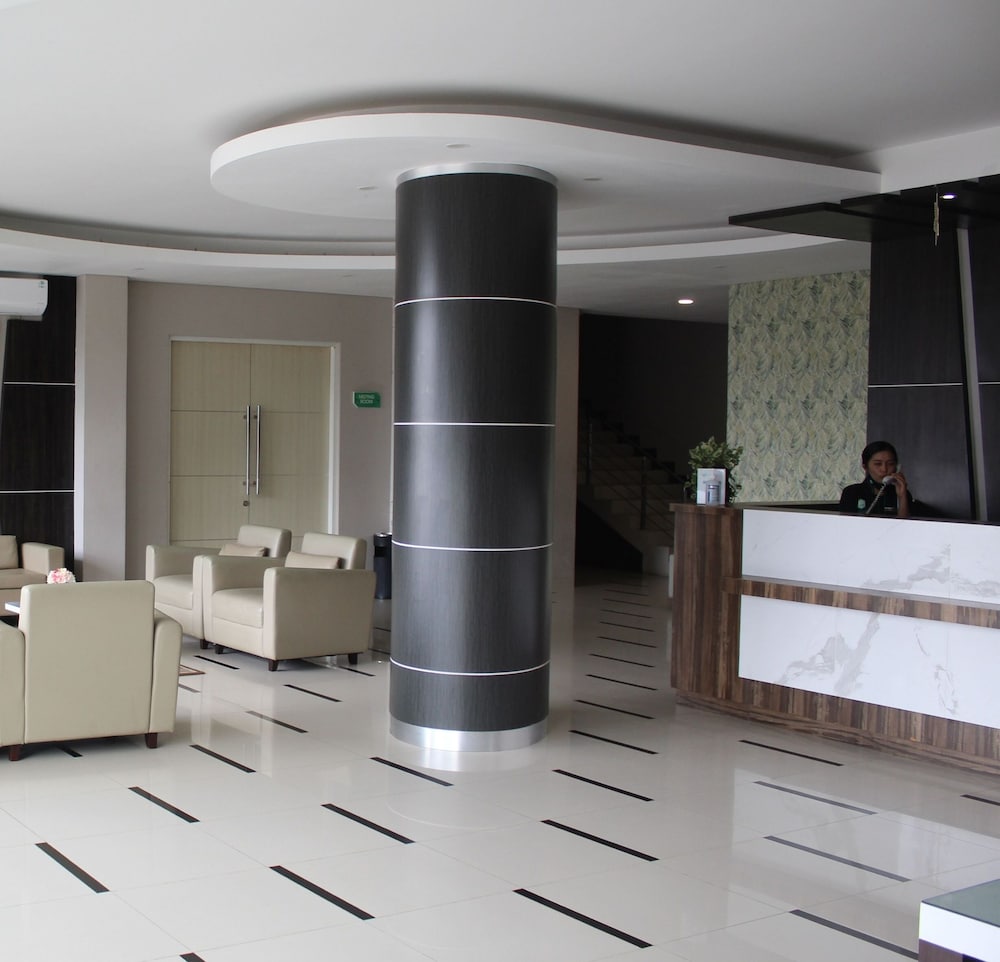 Emerald Hotel 5/59