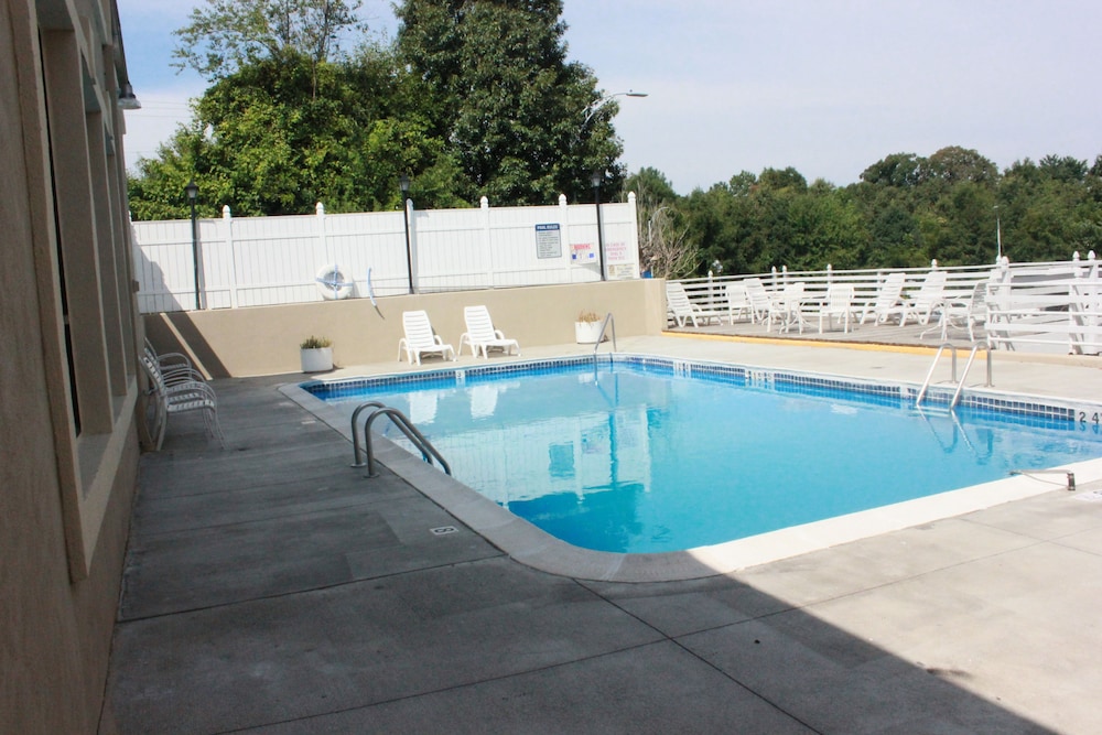 Americas Best Value Inn Winston-Salem NC image