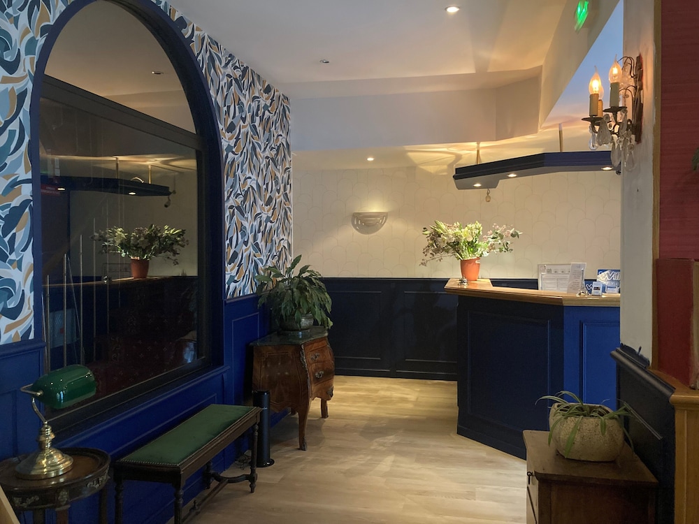 HOTEL BOILEAU 36/52