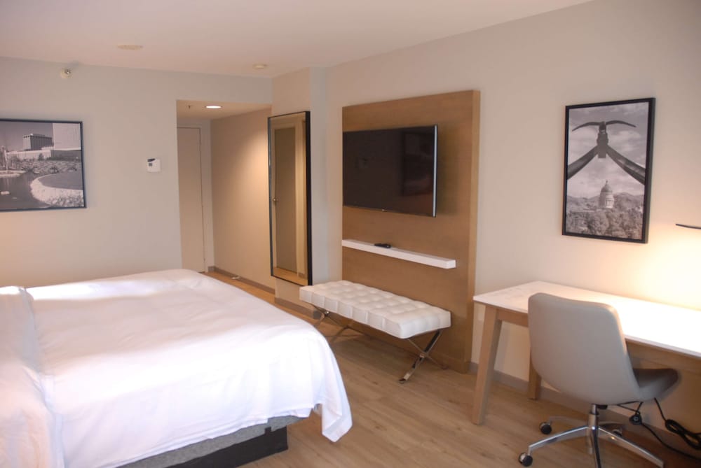Radisson Hotel Salt Lake City Downtown 16/56