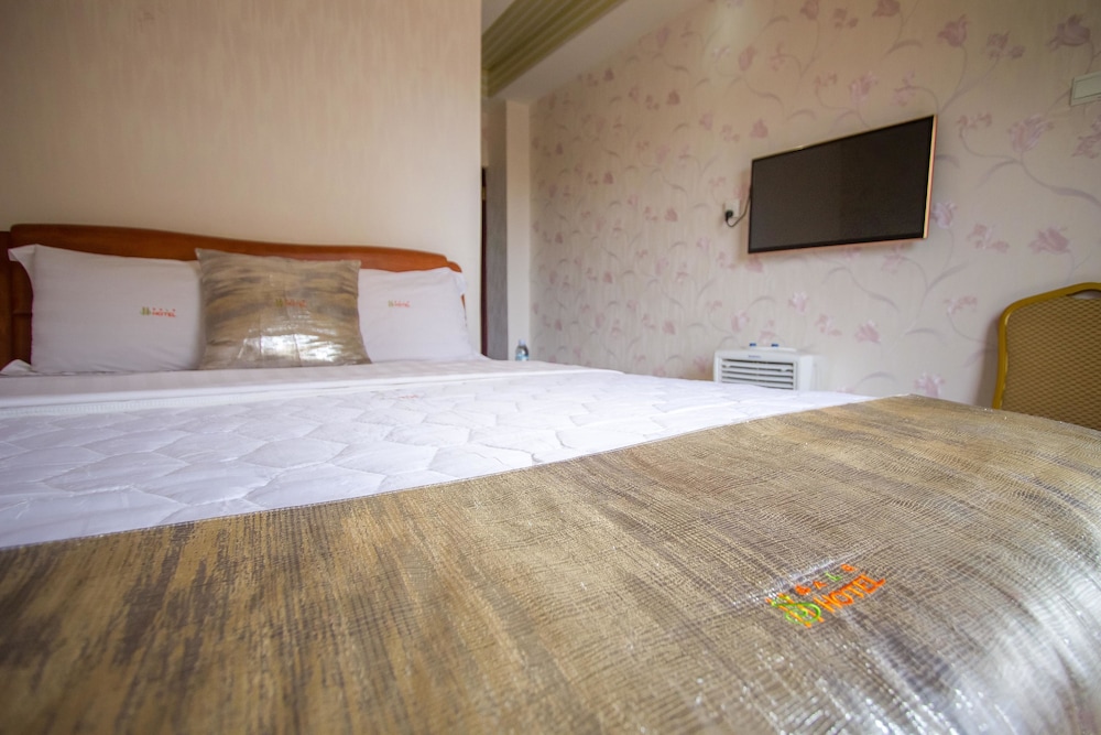 Sal's Boutique Hotel 17/35