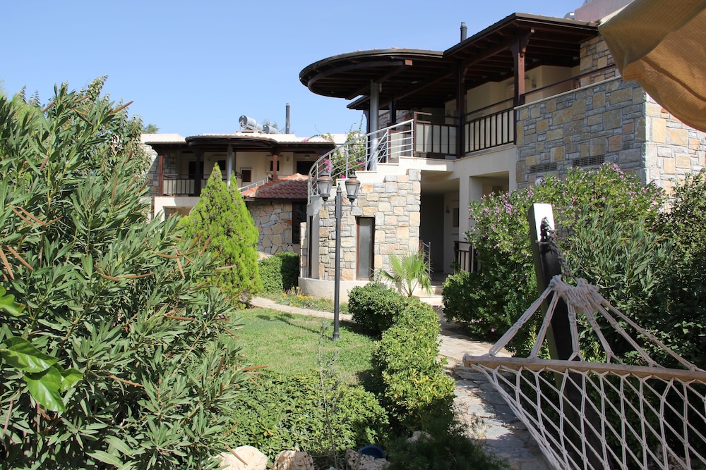 Villanaz Apart Hotel 19/22