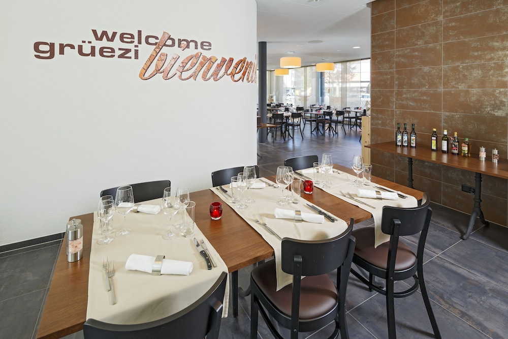 Villmergen Swiss Quality Hotel 22/36