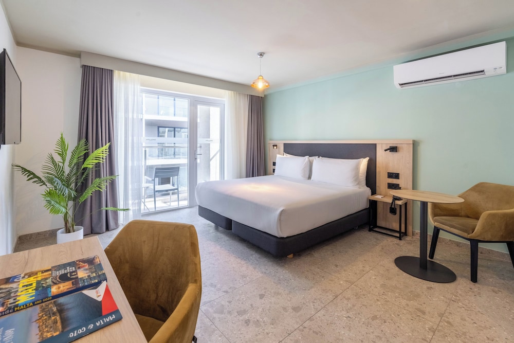 Hotel Levante St. Julians, Affiliated by Melia 12/34