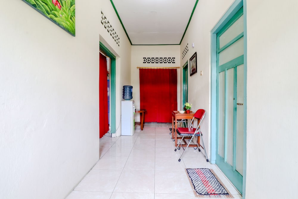 Bahagia Sederhana Home Stay - Hostel by ZUZU 7/50