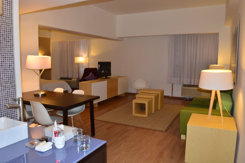 Fiesta Inn Tlalnepantla 45/80