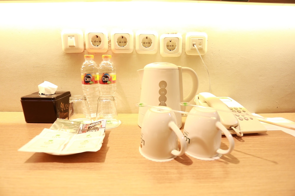 Loji Hotel Solo 31/64