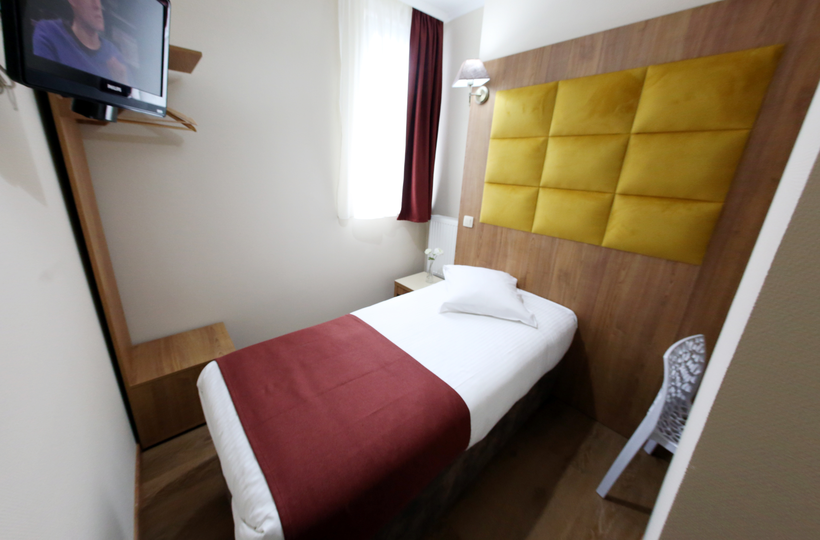Sun Hotel 23/54