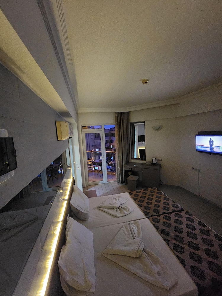 Cleopatra City Hotel 35/49