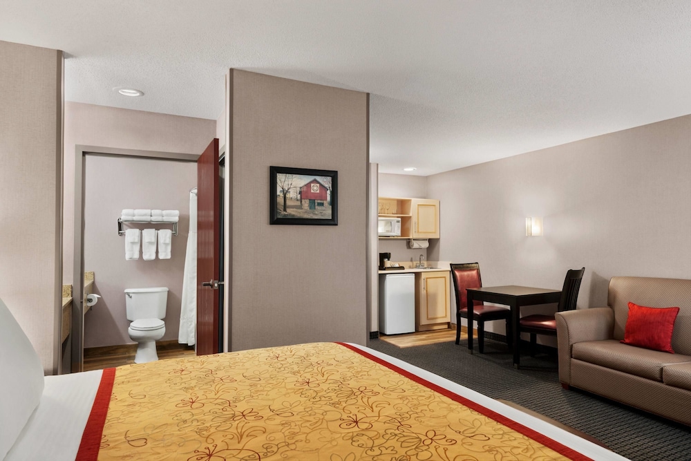 Lancaster Suites 15/37