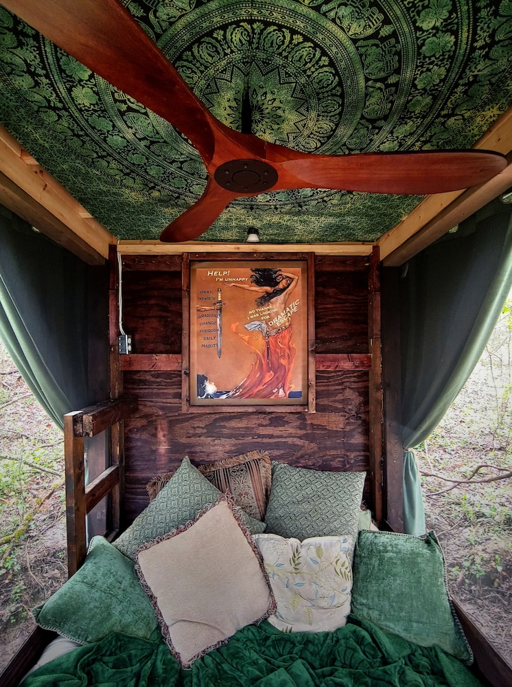 Lost River Hostel 7/50
