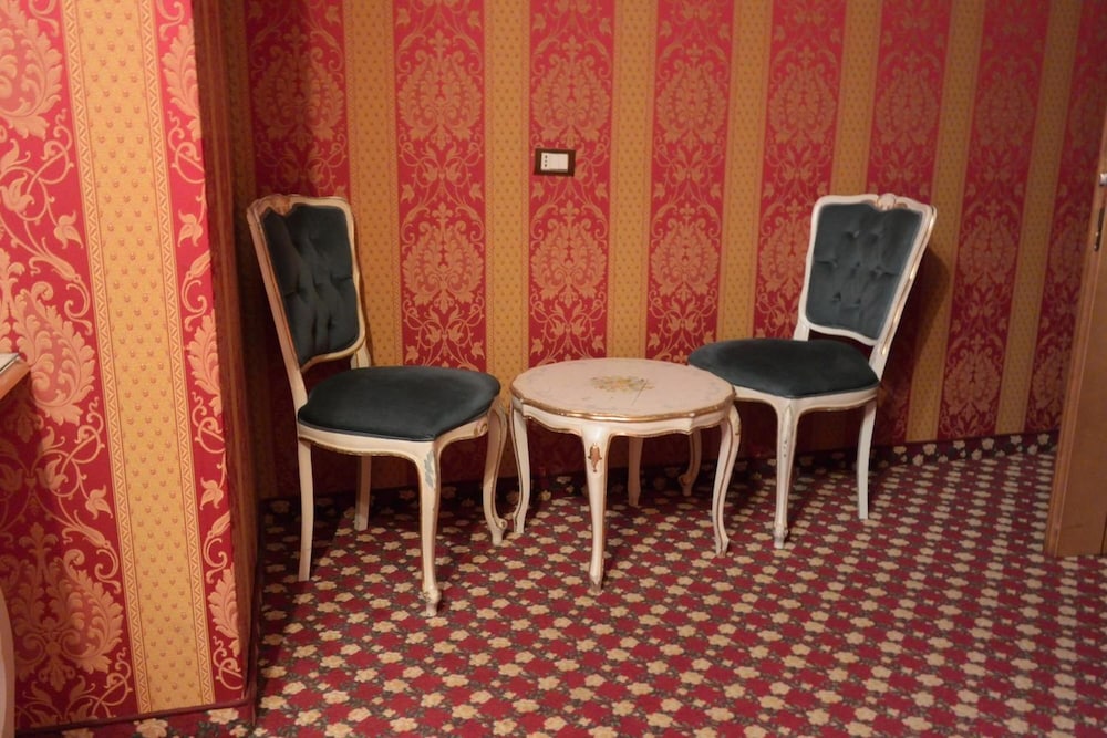 Belle Arti Hotel 33/37