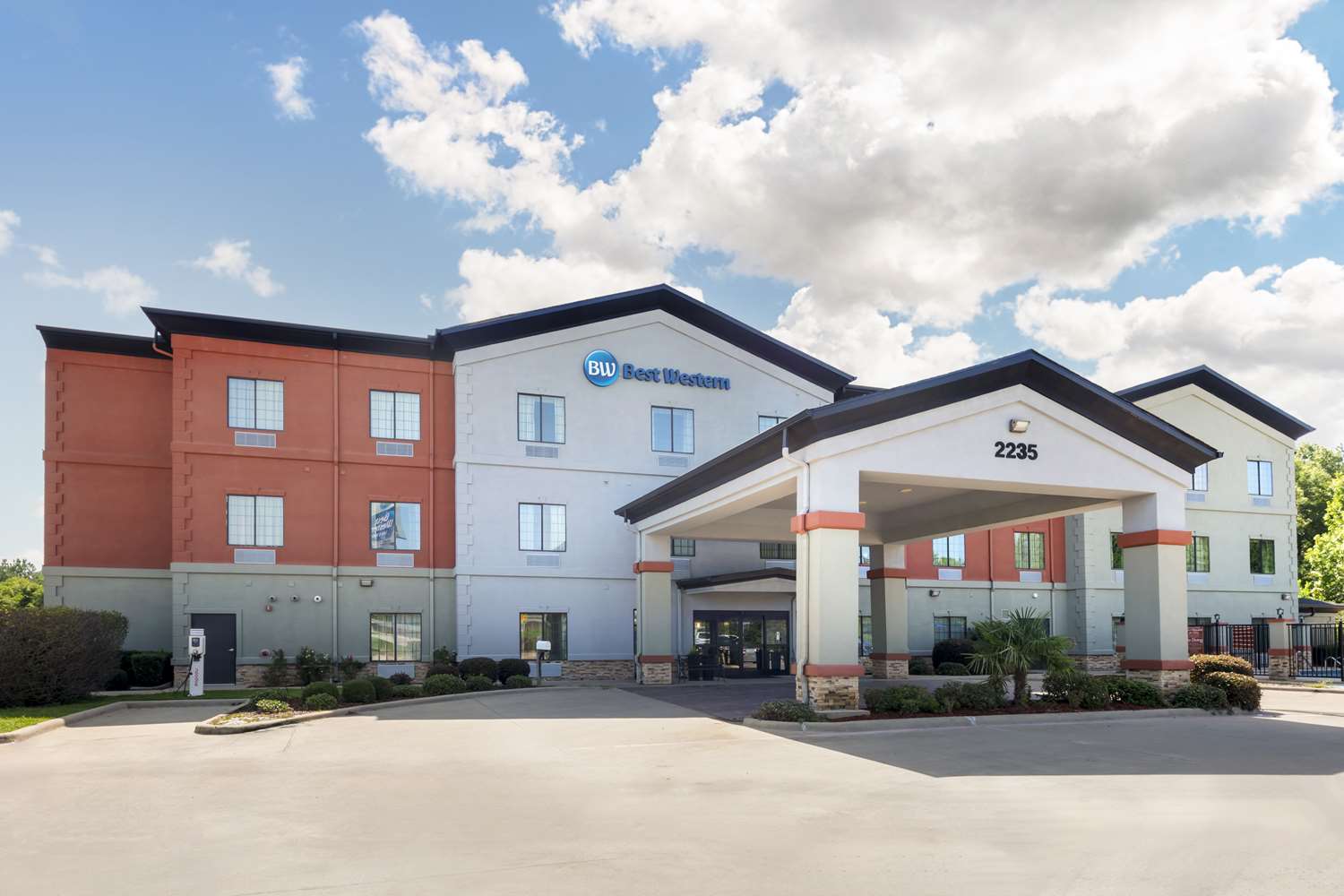 Best Western Carthage Inn & Suites 13/13