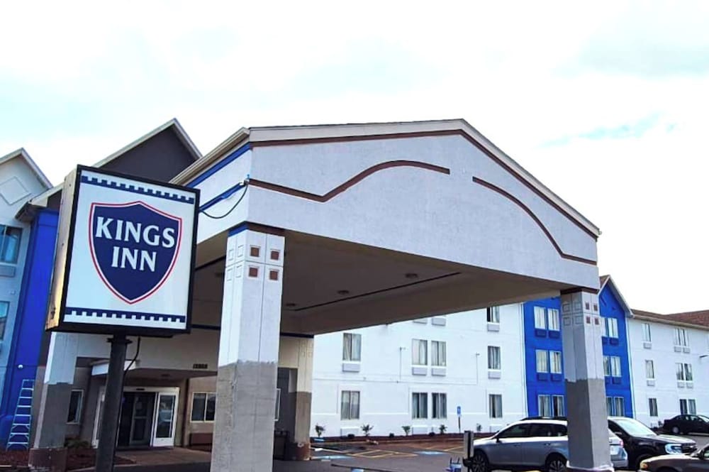 Kings Inn By OYO Calumet Park I-57 in Calumet Park - IL
