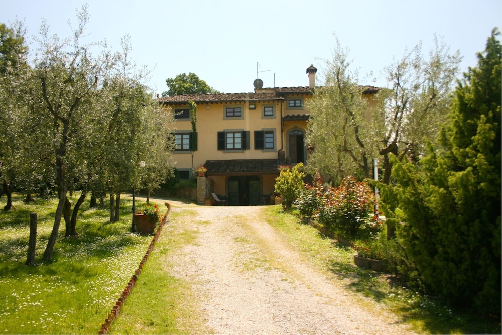Villa Degli Olivi 21/26