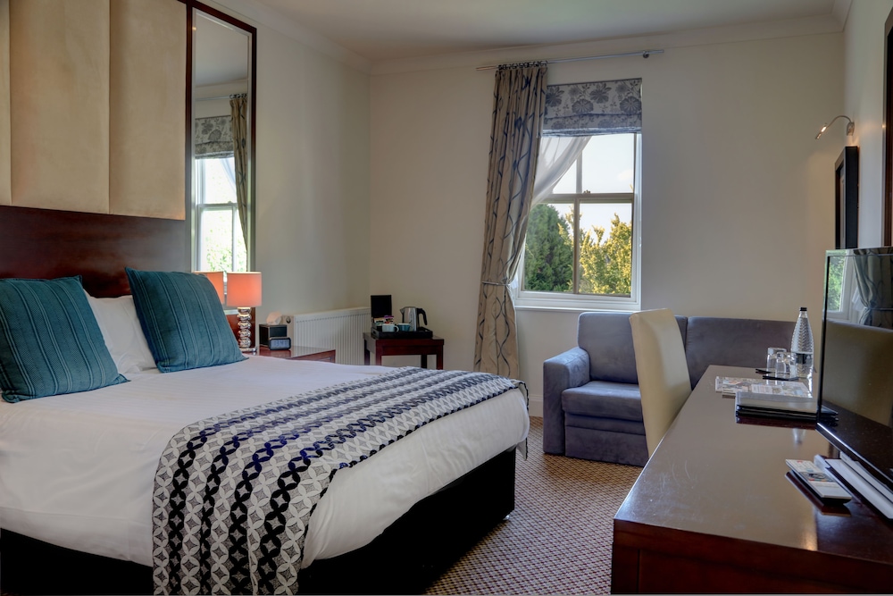 Best Western Forest & Vale Hotel 12/47