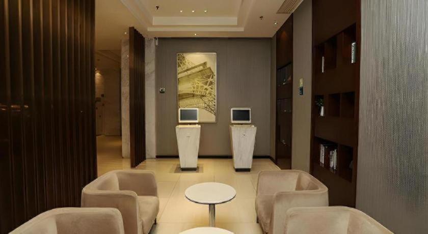 City Comfort Inn (Guangzhou Baiyun Mountain) 27/52