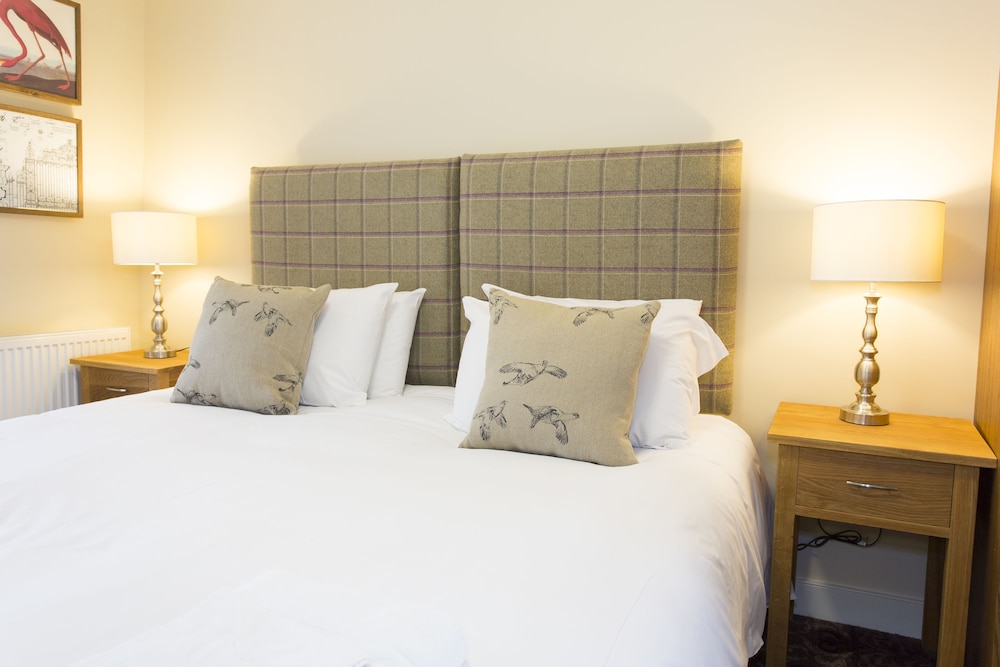 George Hotel 28/47