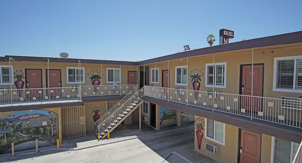 Rosa Bell Motel - Los Angeles 17/26