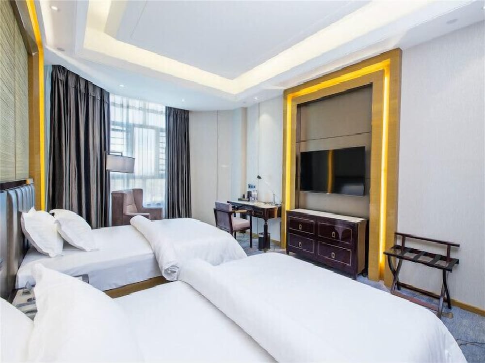 Metropolo Yining Development Zone Hotel 6/16