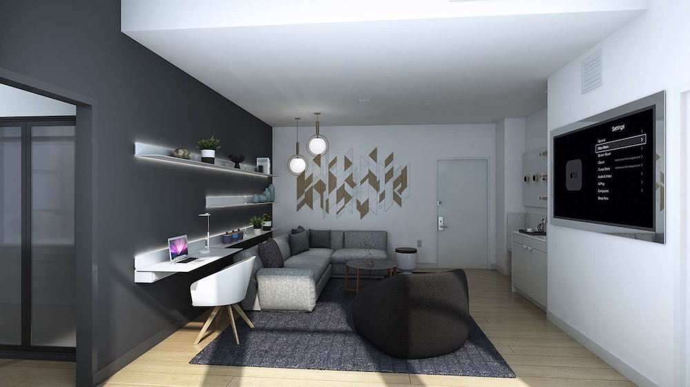 YOTEL San Francisco, Select by Hilton 48/76