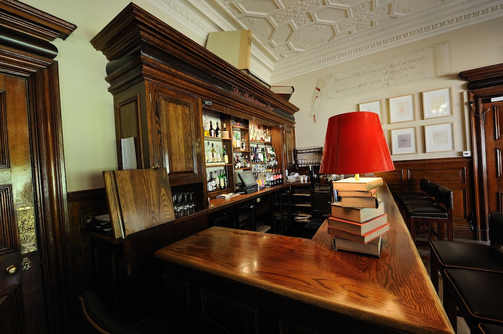 Pendley Manor 38/50