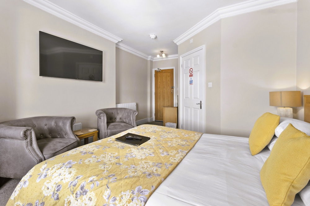 The Beach Front Guest House 33/43