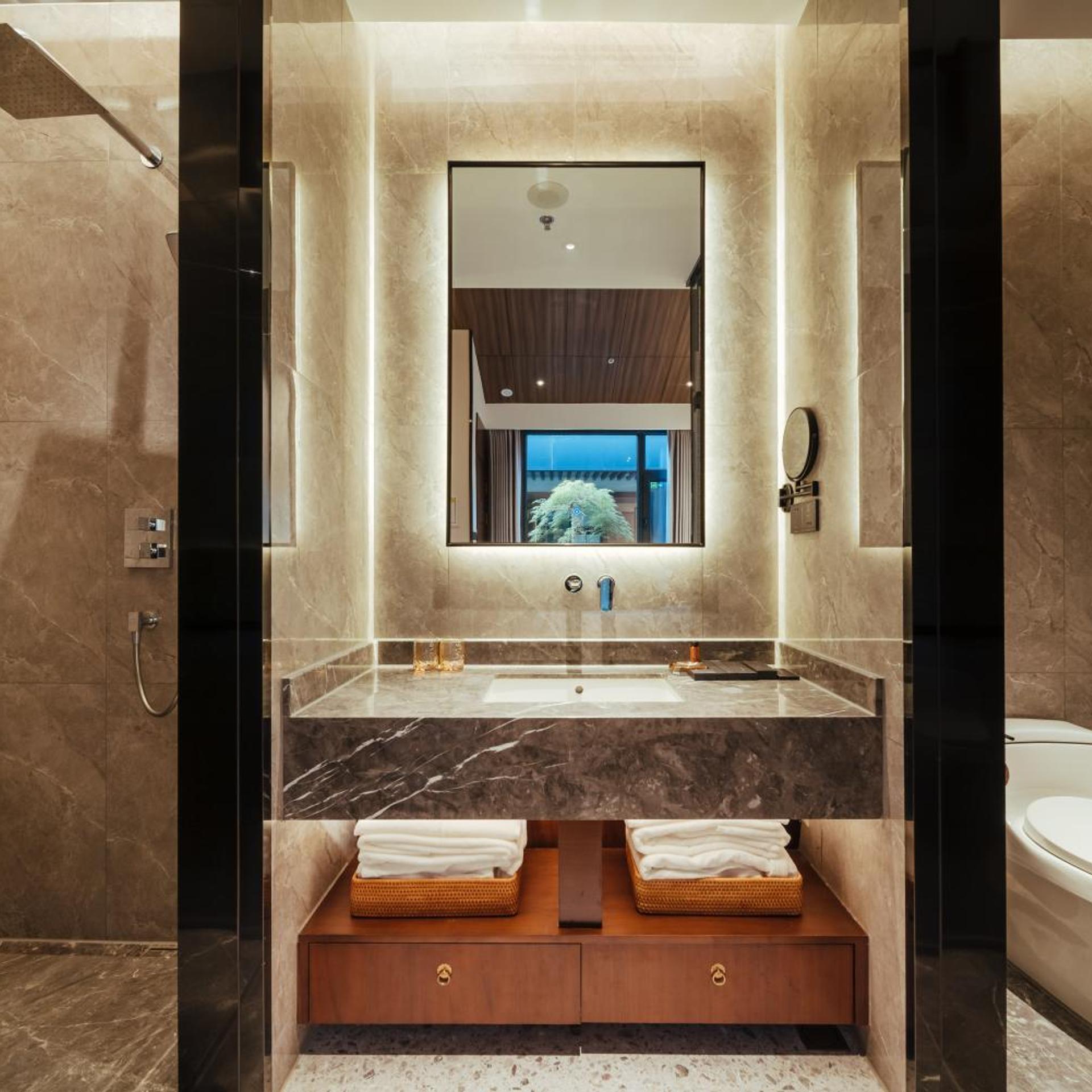 JM Alley Hotel (Beijing Wangfujing Dongsi Subway Station) 50/50