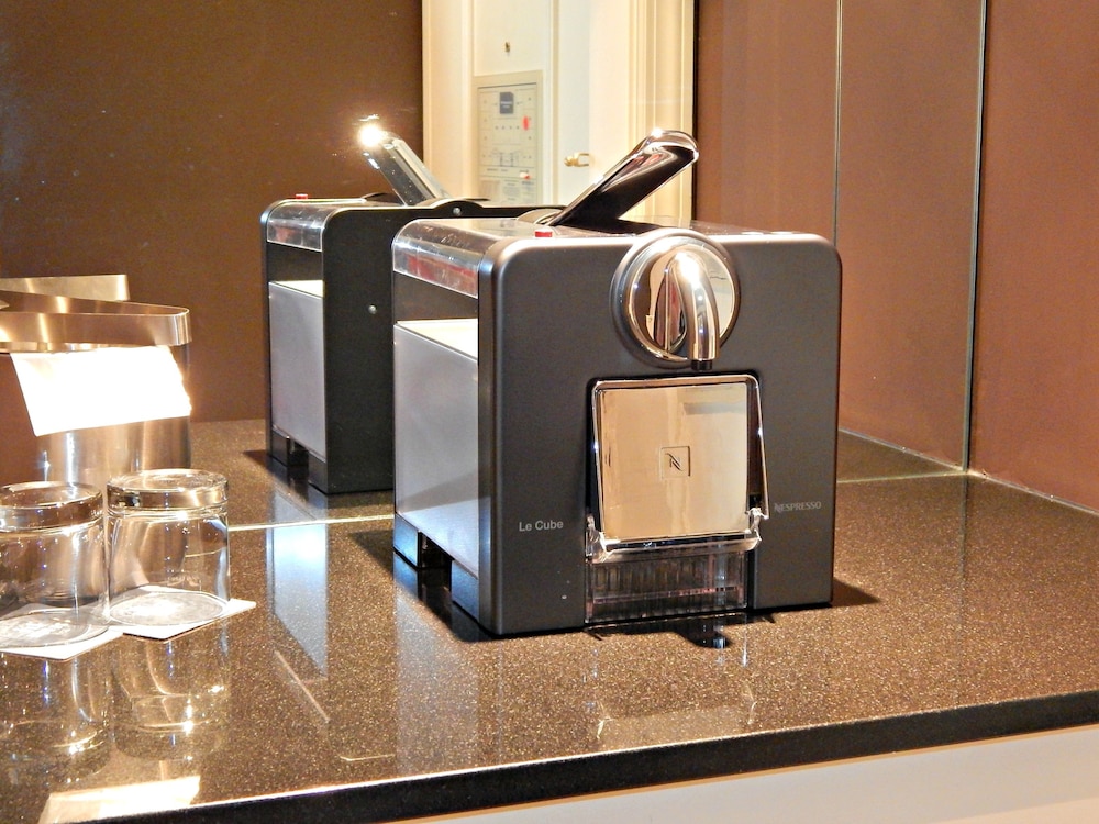 Normandy Hotel photo2