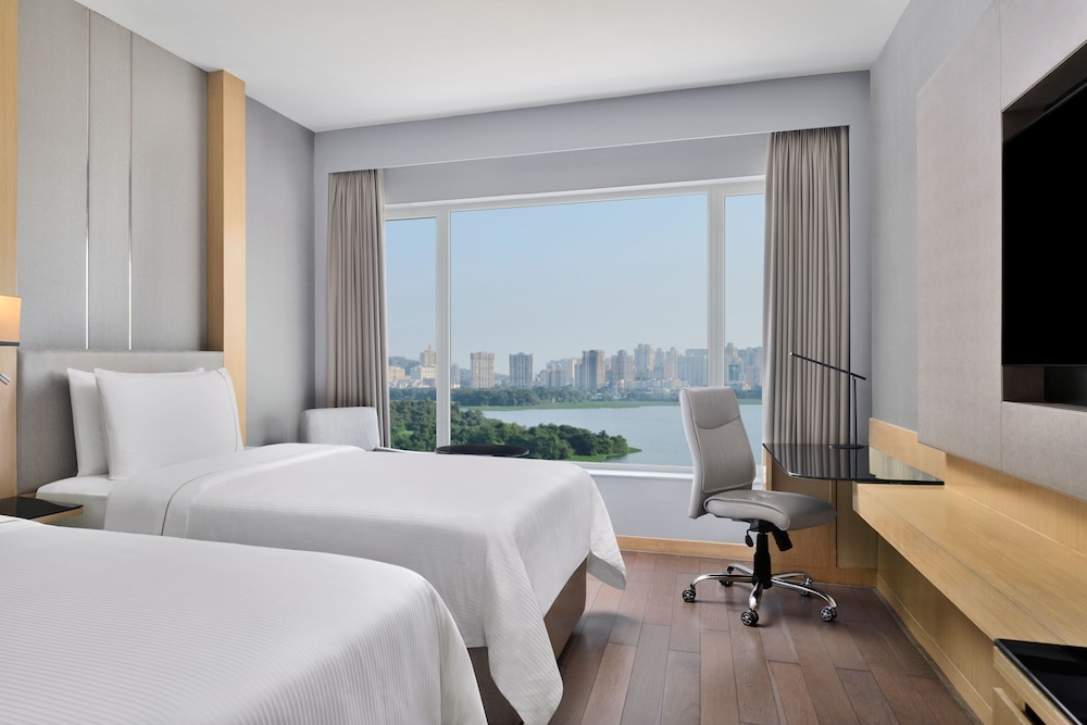 The Westin Mumbai Powai Lake (ex Renaissance Mumbai) 23/68
