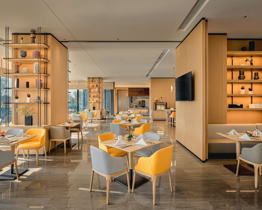 Hyatt Place Chengdu Bio-Town 37/49