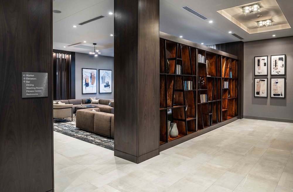Staybridge Suites Quincy 21/67