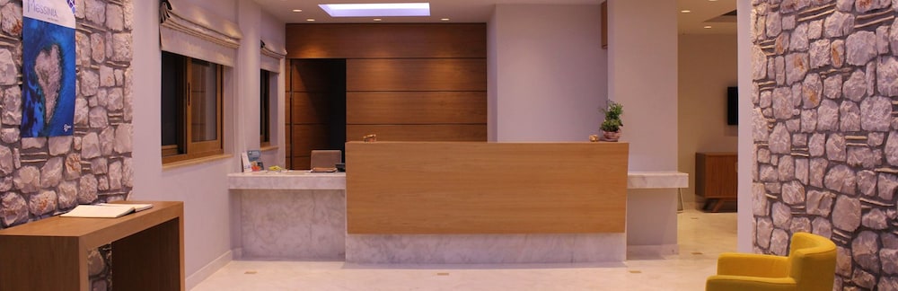 Niriides Luxury Villas 7/50