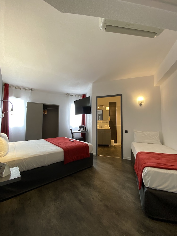 Hotel Les Domes - Perpignan Sud by Hosteletour 19/65