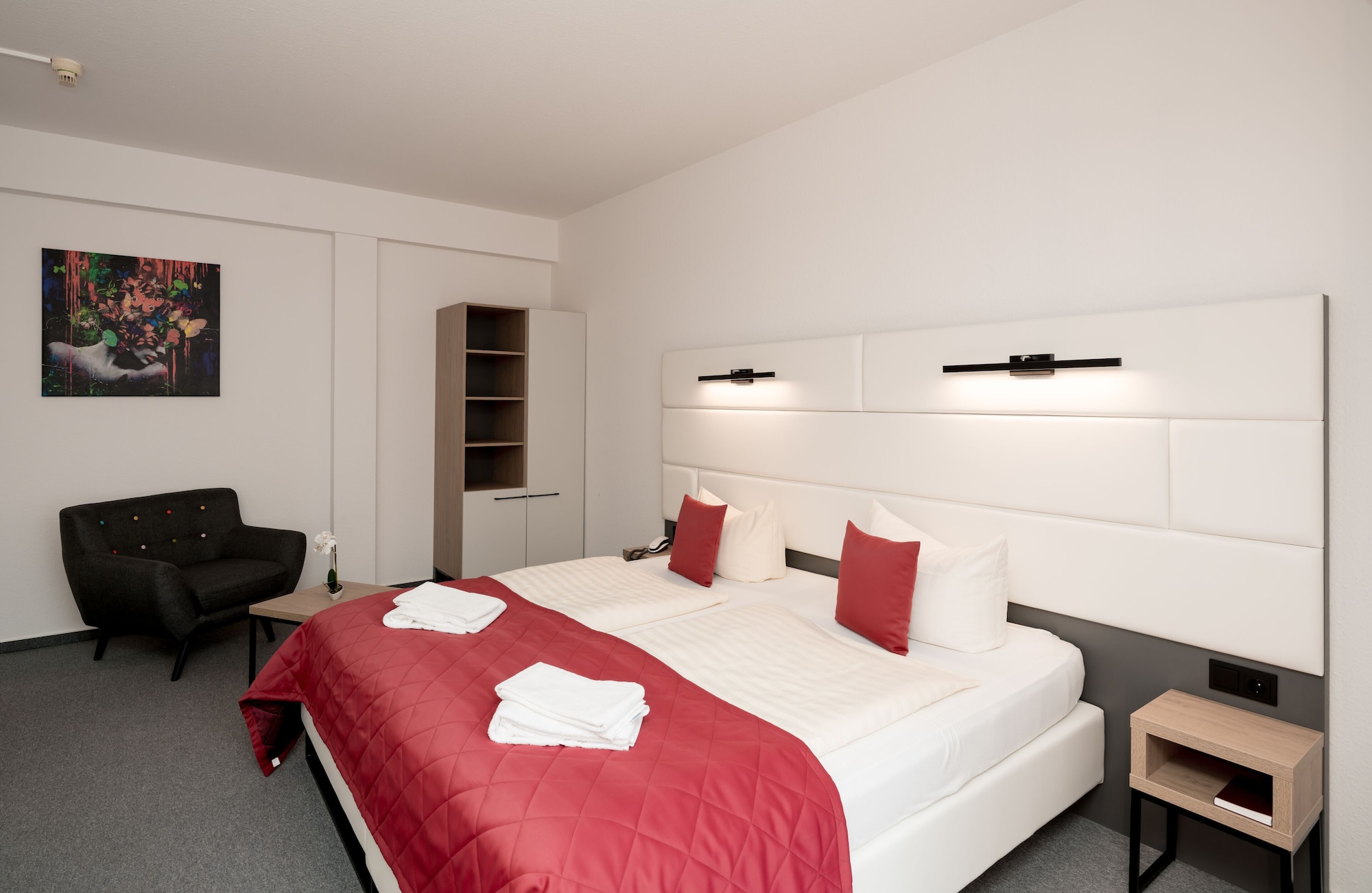 Room, Double Bed
