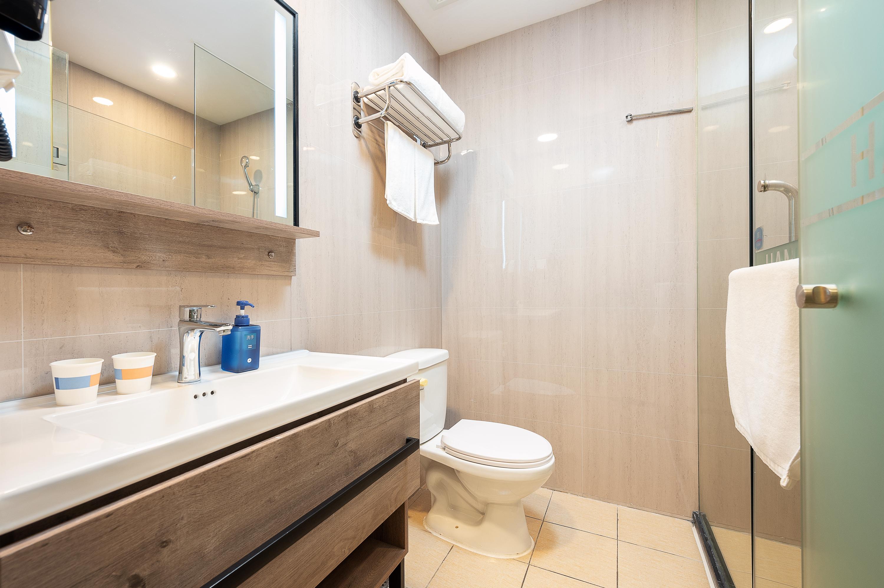 Hanting Hotel Shanghai 20/21