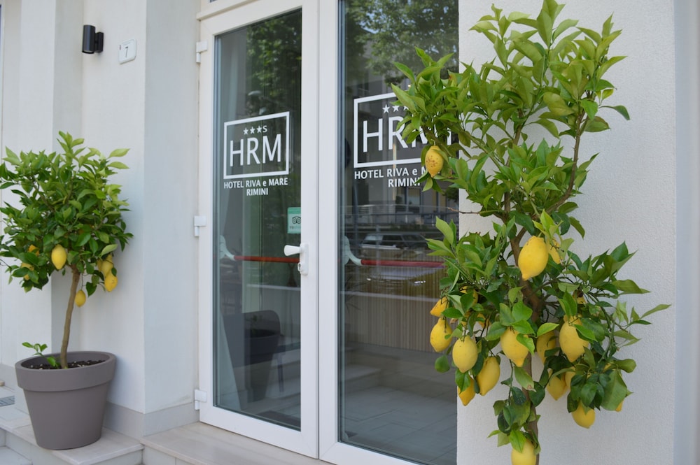 Hotel Riva E Mare 5/50