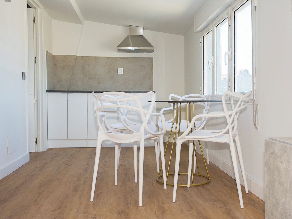 Apartamentos Santander Maliaño Suites 3000 39/50