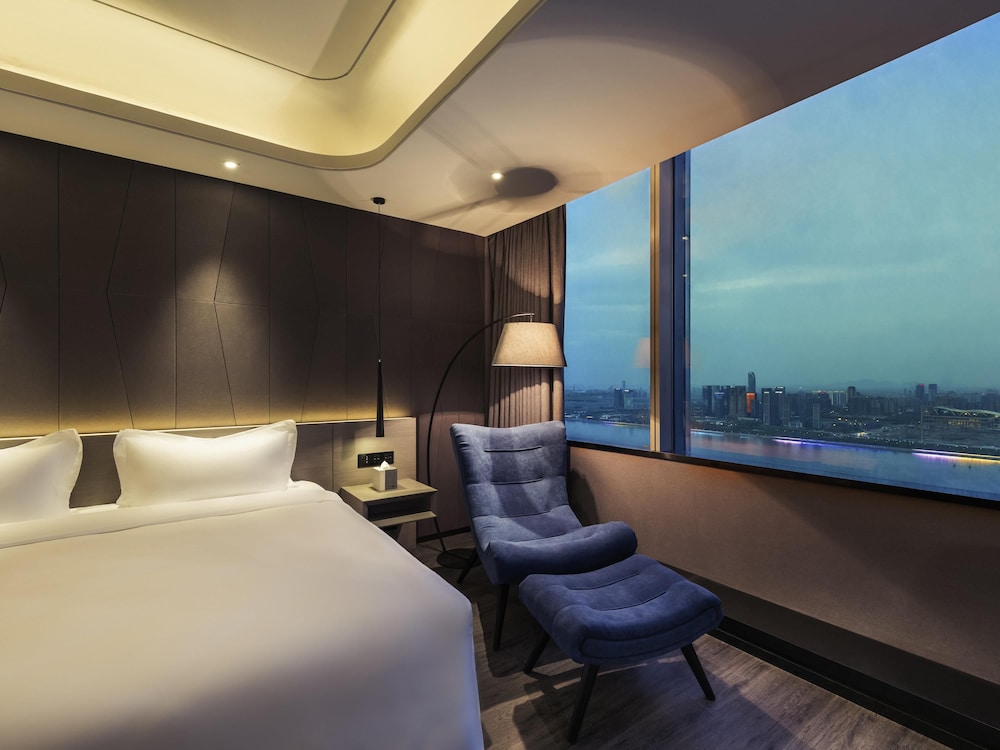Mercure Hangzhou Qianjiang 41/67