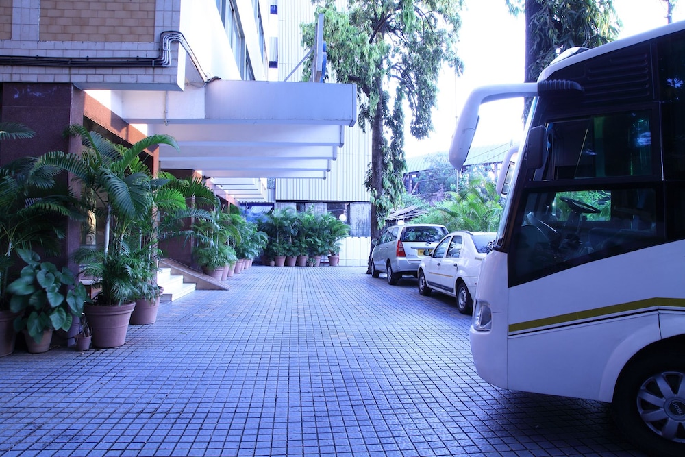 Hotel Regency 2/54