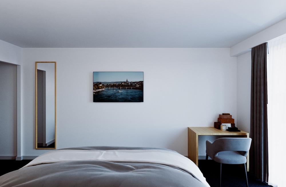 City, King Bed