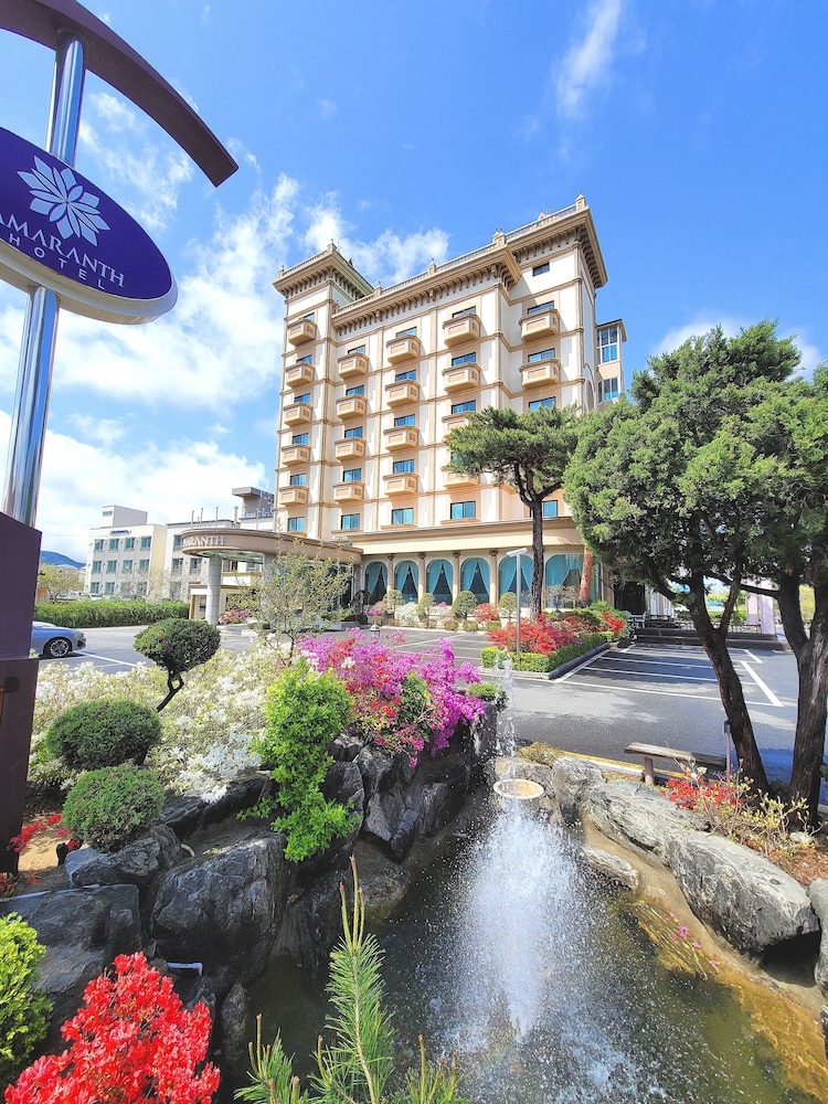 Hotel Amaranth 42/45