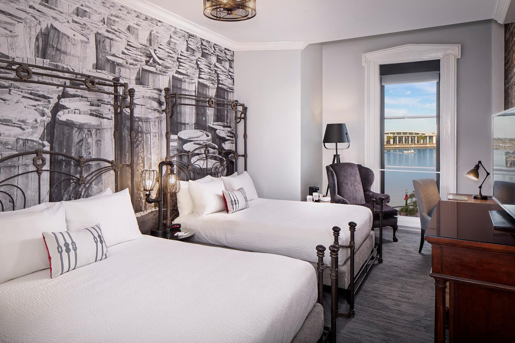 Savannah River View - 2 Queen Beds