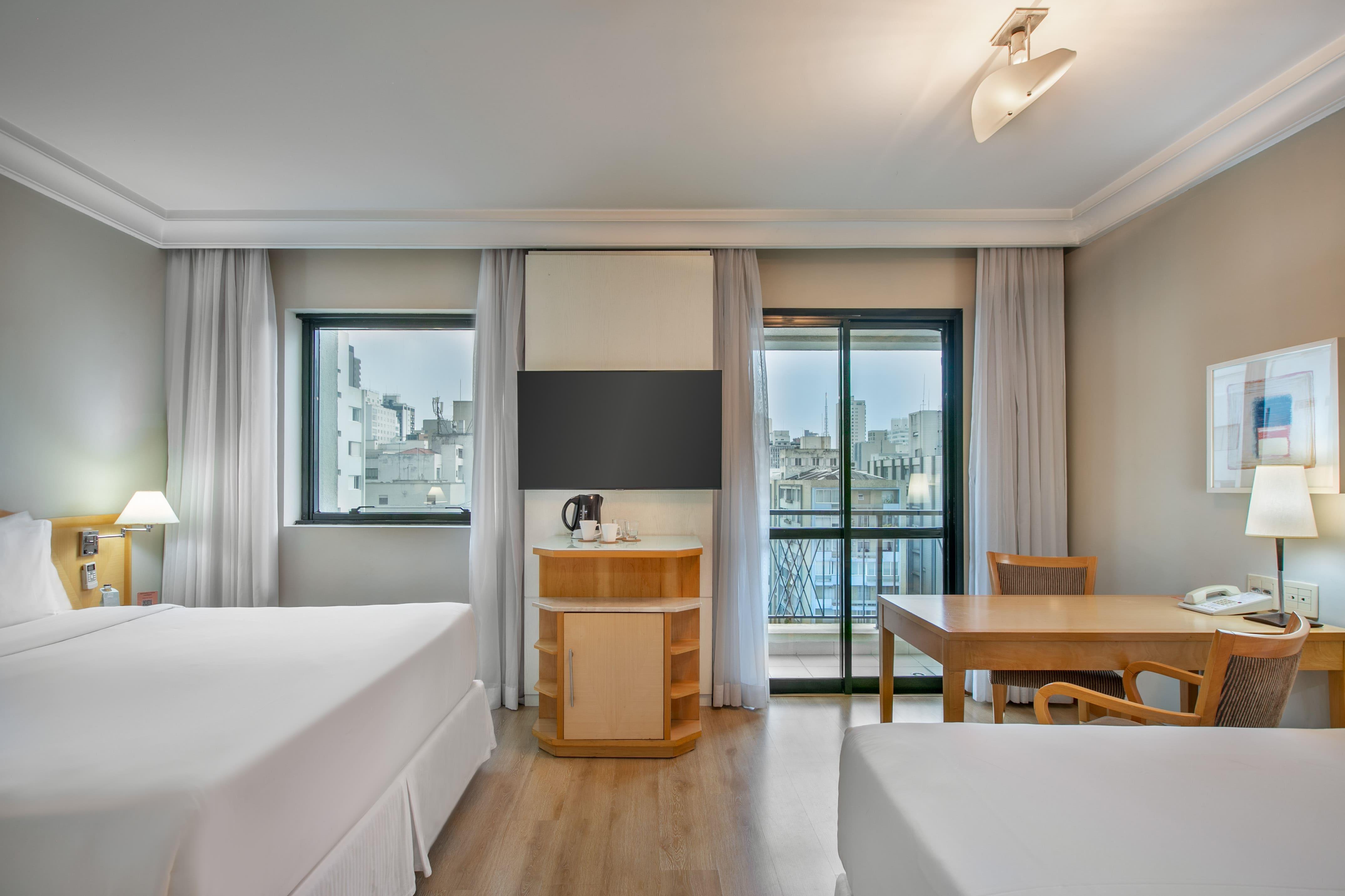 Innside, Triple, Queen Bed