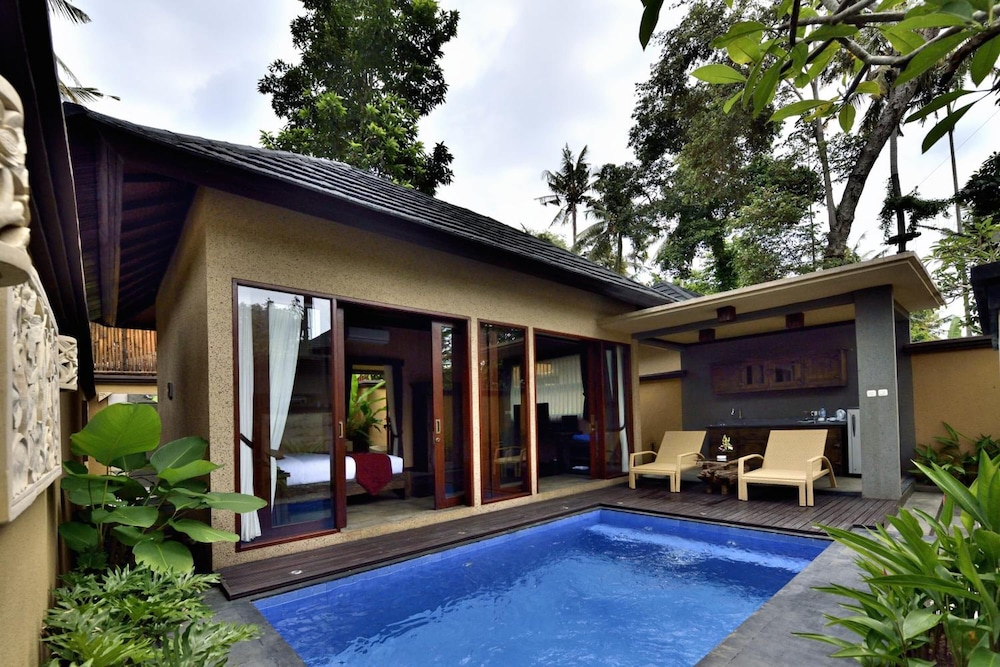 GINO FERUCI VILLA UBUD 28/46